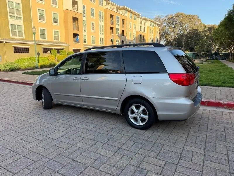 2010 Toyota Sienna