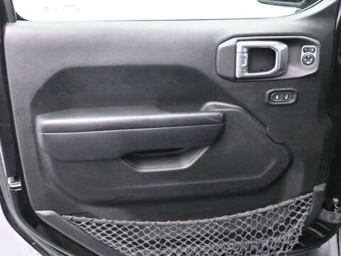 2021 Jeep Gladiator Willys