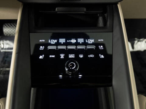 2024 Porsche Macan 4 Electric