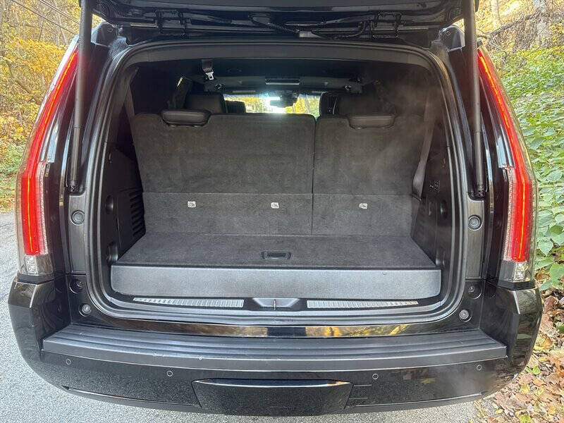 2016 Cadillac Escalade Platinum