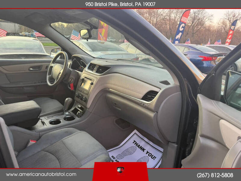 2017 Chevrolet Traverse LS