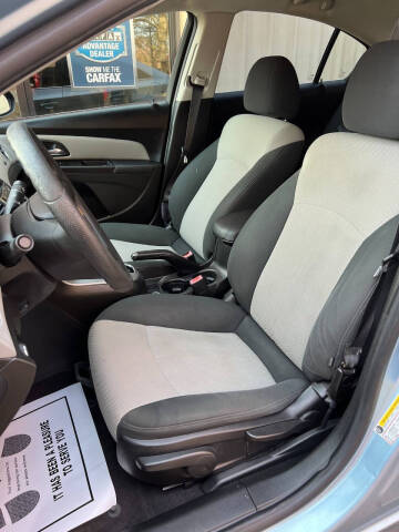 2011 Chevrolet Cruze LS