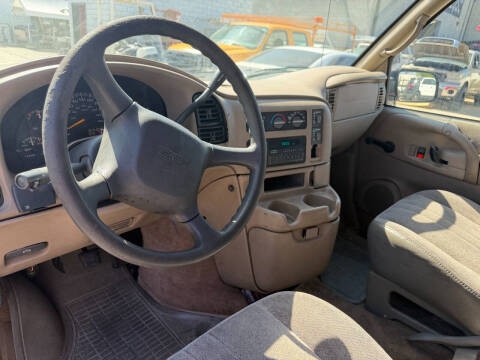 2000 GMC Safari SL