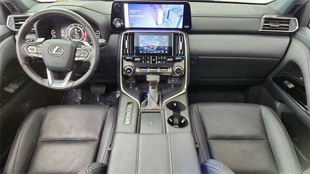 2024 Lexus LX 600 Luxury