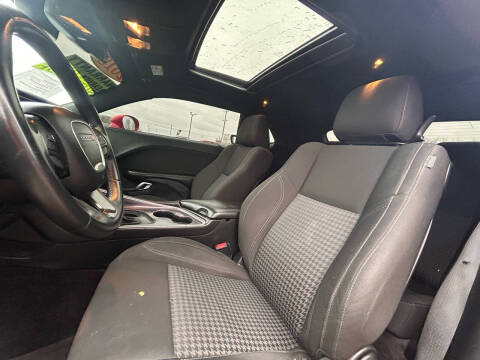 2018 Dodge Challenger SXT