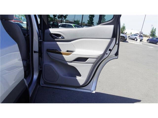 2017 GMC Acadia SLE-1