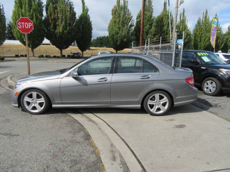 2011 Mercedes-Benz C-Class for sale at Car Link Auto Sales LLC in Marysville WA