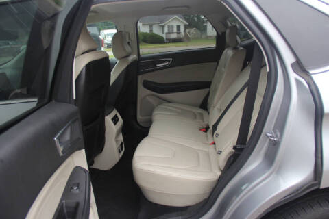 2022 Ford Edge Titanium