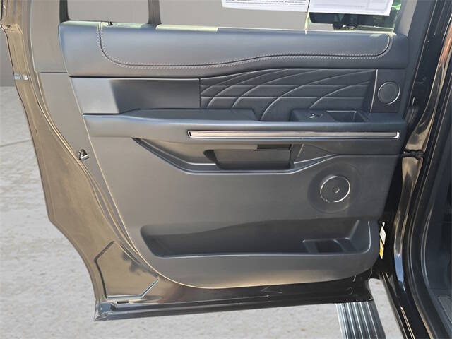 2022 Ford Expedition MAX Platinum