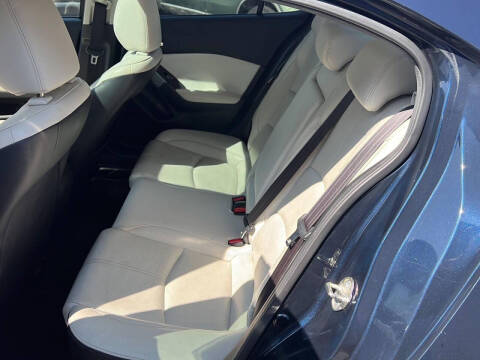 2017 Mazda MAZDA3 Grand Touring