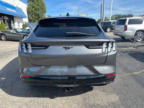 2021 Ford Mustang Mach-E Premium