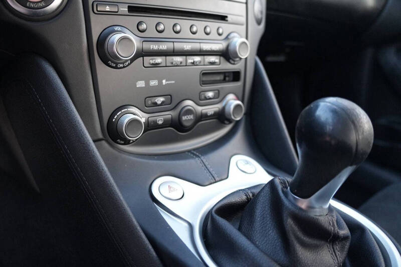 2009 Nissan 370Z Touring