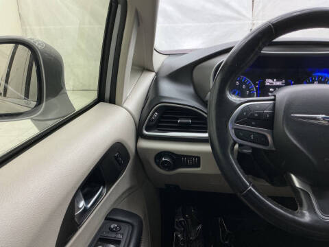 2020 Chrysler Pacifica Touring L