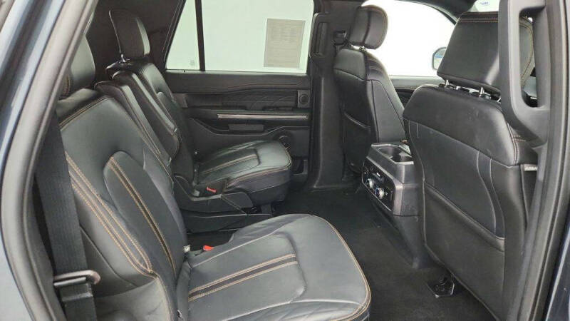 2022 Ford Expedition MAX Platinum