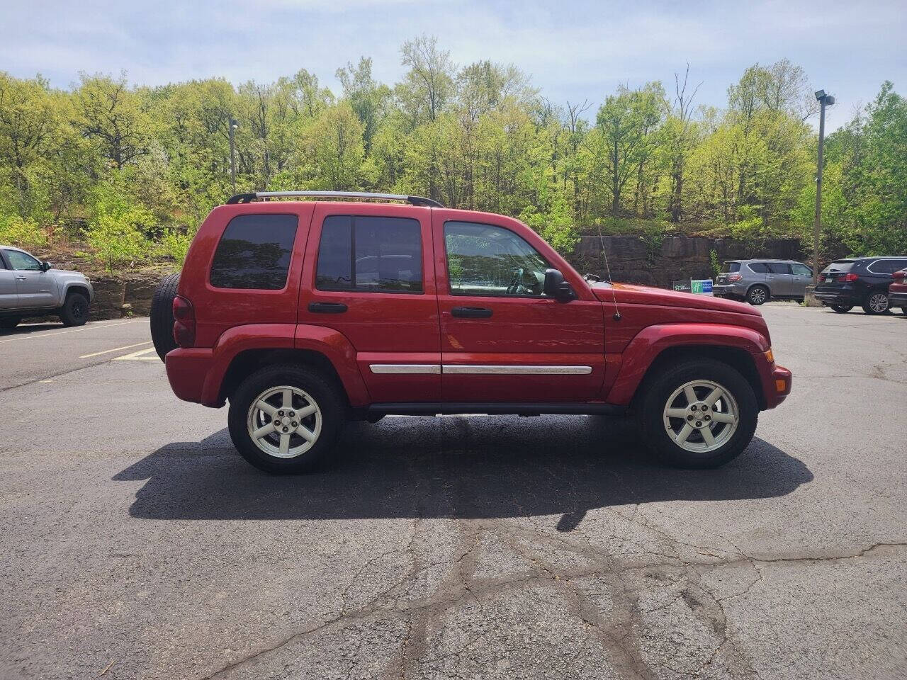 2005 Jeep Liberty for sale at Commonwealth Motors LLC in Moosic, PA