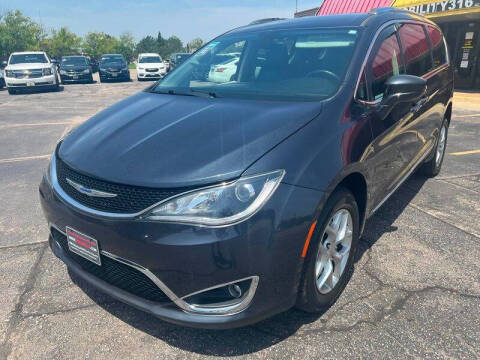 2019 Chrysler Pacifica Touring L Plus