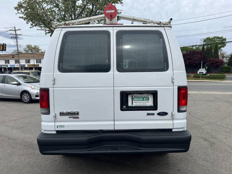 2011 Ford E-Series