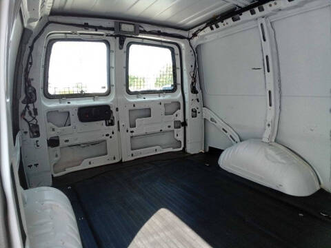 2017 Chevrolet Express 2500
