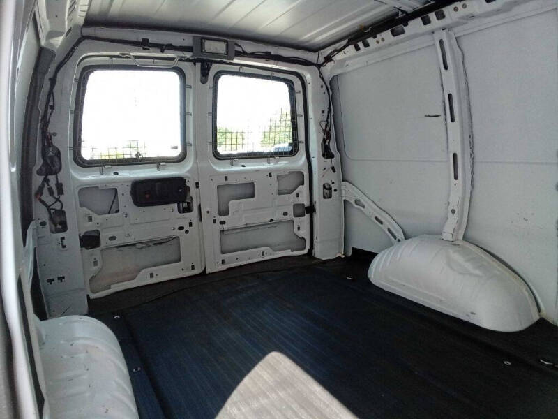 2017 Chevrolet Express 2500