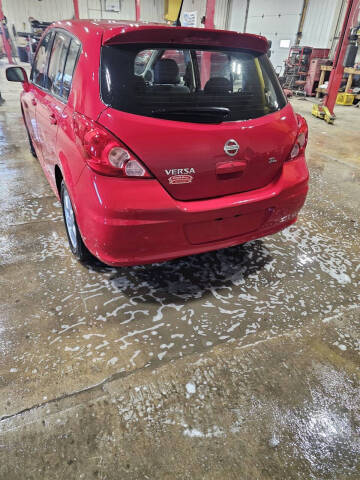 2008 Nissan Versa 1.8 SL