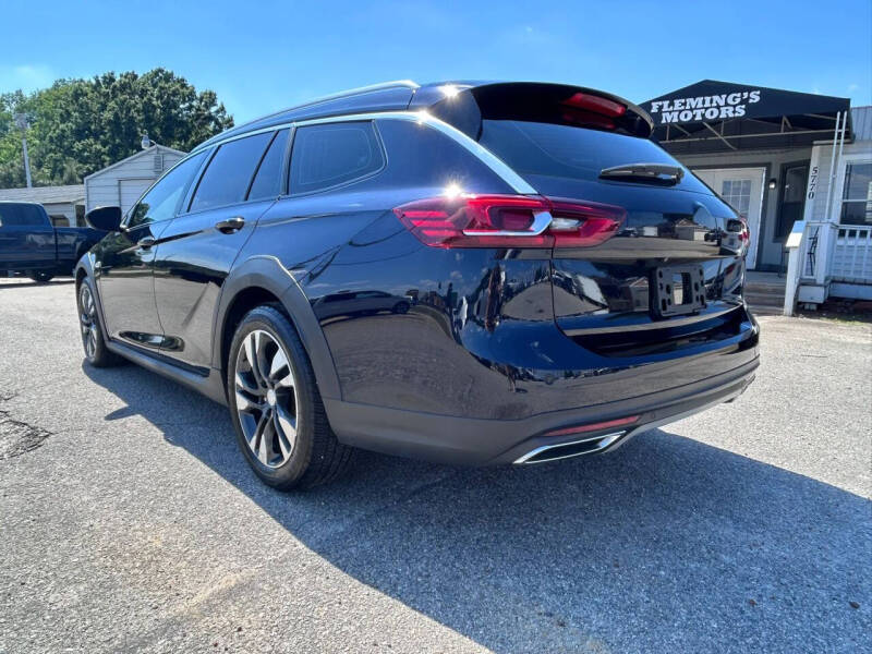 2019 Buick Regal TourX Essence