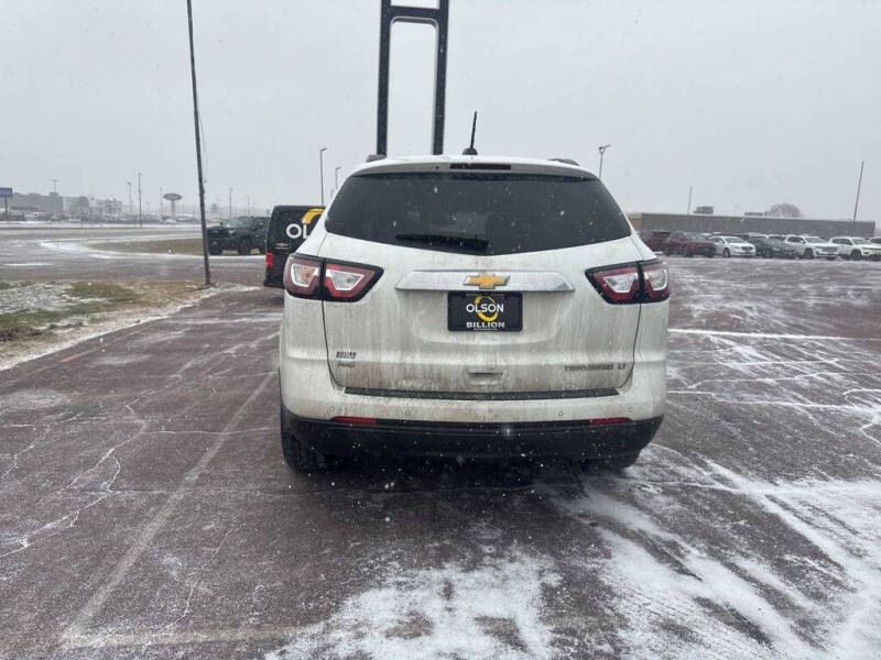 2016 Chevrolet Traverse LT