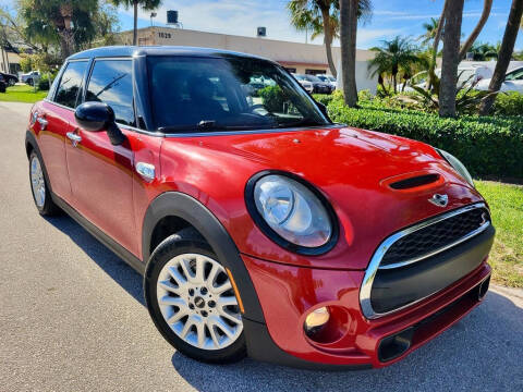 2015 MINI Hardtop 4 Door Cooper S
