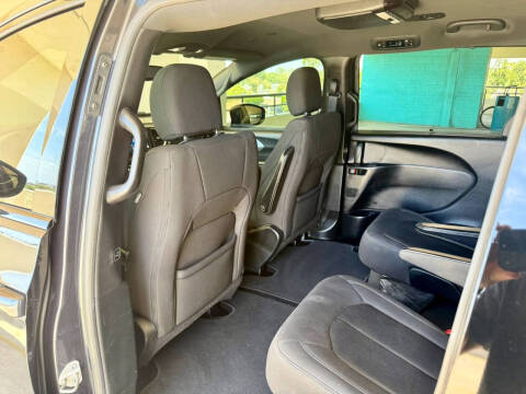 2019 Chrysler Pacifica Touring Plus