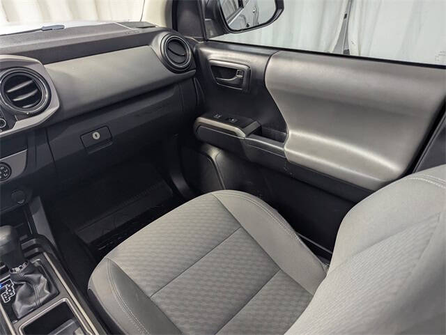 2020 Toyota Tacoma SR5 V6