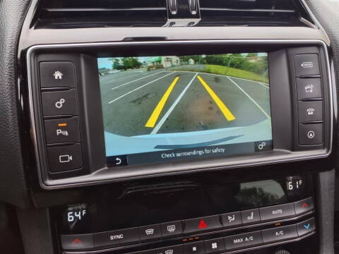 2017 Jaguar F-PACE 35t Prestige