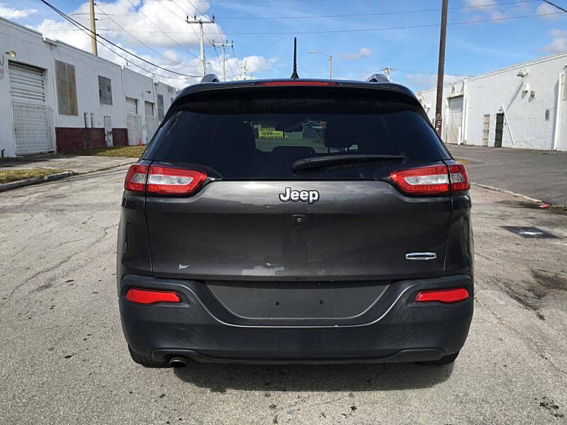 2016 Jeep Cherokee Latitude 75th Anniversary