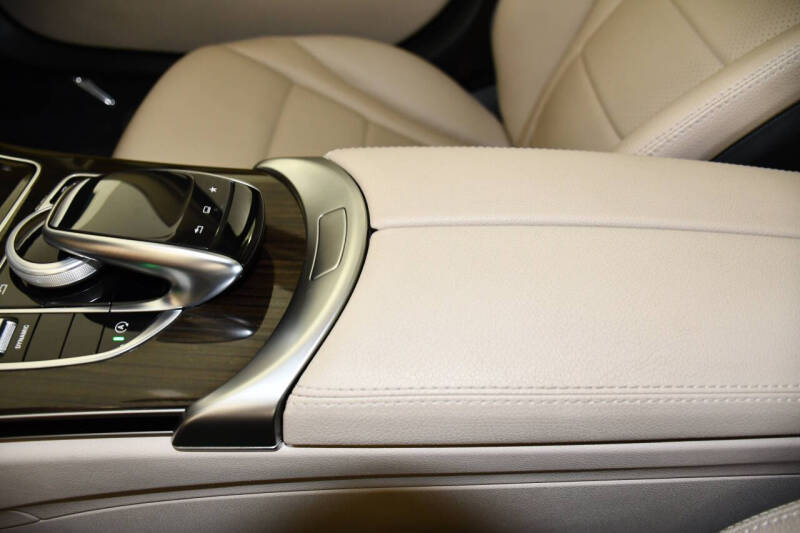 2016 Mercedes-Benz C-Class