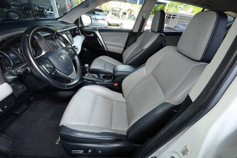 2016 Toyota RAV4 Hybrid Limited