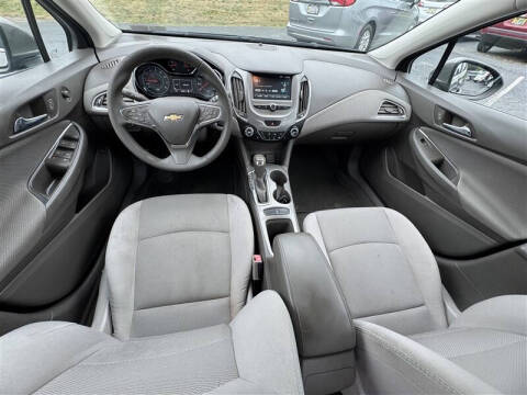 2017 Chevrolet Cruze LT Auto