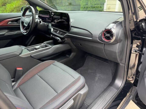 2024 Chevrolet Equinox EV Launch Edition