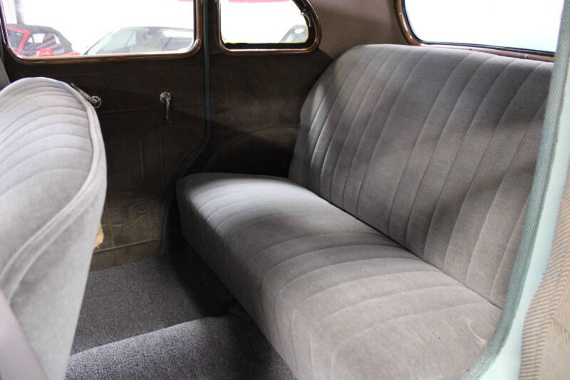 1936 Plymouth Deluxe