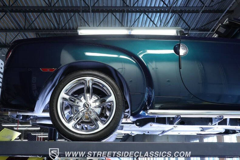 2005 Chevrolet SSR LS