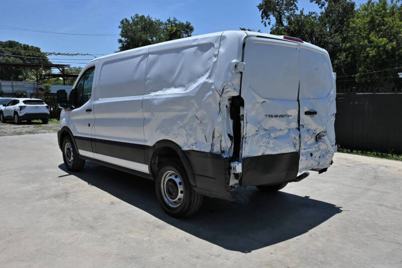 2024 Ford Transit
