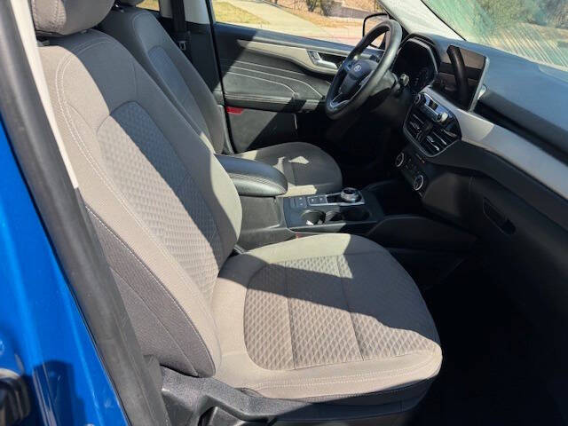 2021 Ford Escape SE