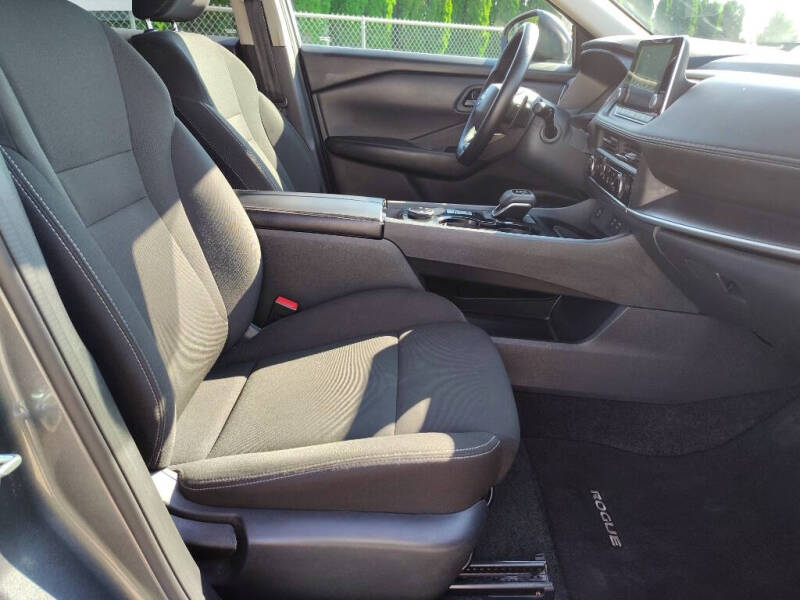 2025 Nissan Rogue S