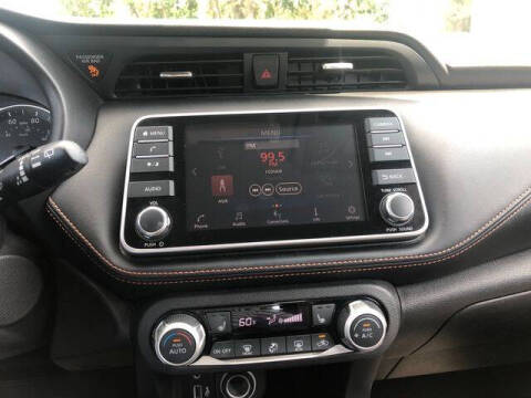 2020 Nissan Kicks SR