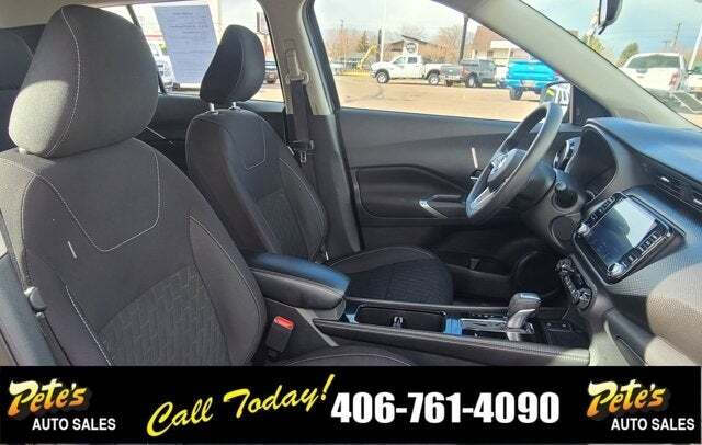 2021 Nissan Kicks SV