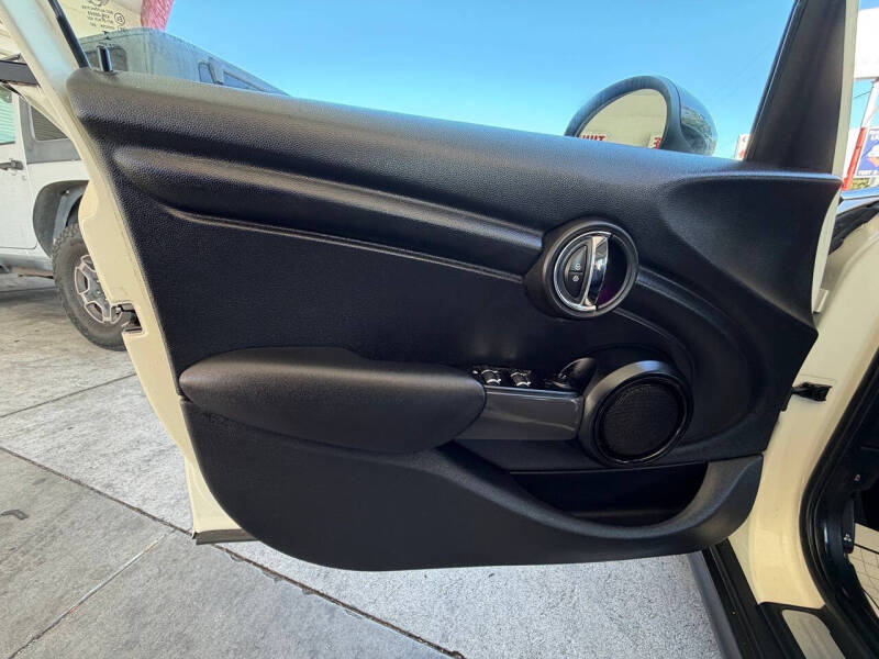 2018 MINI Hardtop 4 Door Cooper