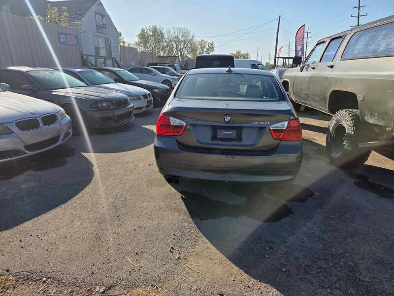 2006 BMW 3 Series 330i