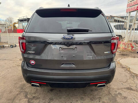 2017 Ford Explorer Sport