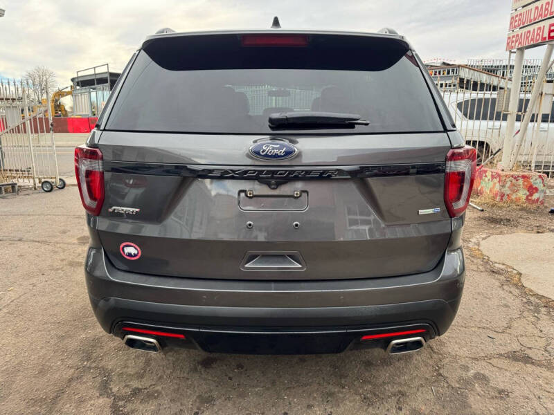 2017 Ford Explorer Sport