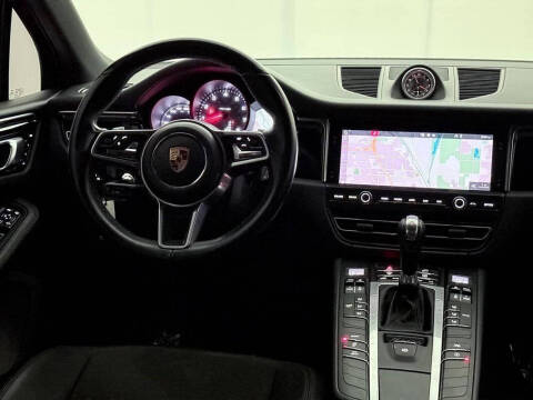 2020 Porsche Macan S