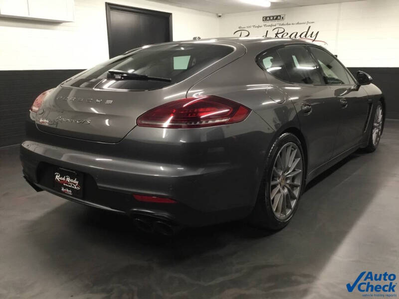 2016 Porsche Panamera GTS