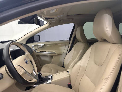 2016 Volvo XC60 T6