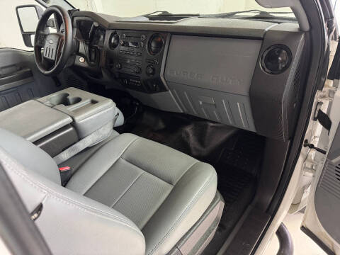 2011 Ford F-350 Super Duty XL